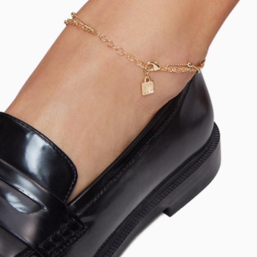 NWT DANNIJO
Double Gold plated Anklet